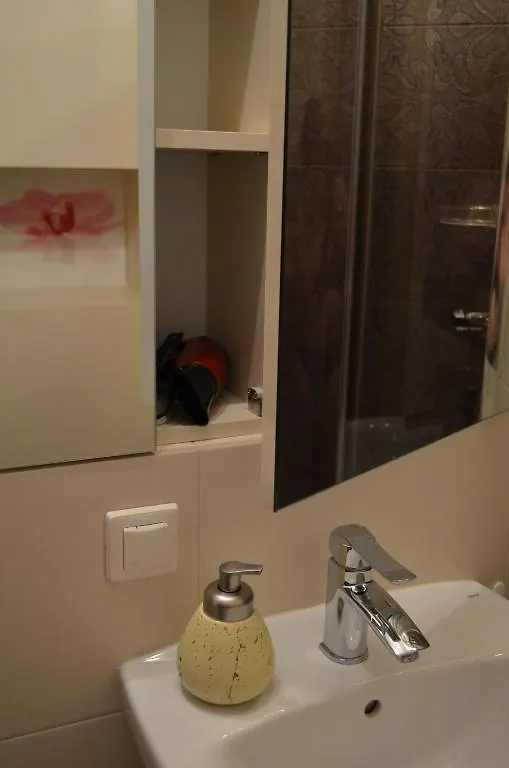 Apartament Orchidea Apartment Warsaw Poland